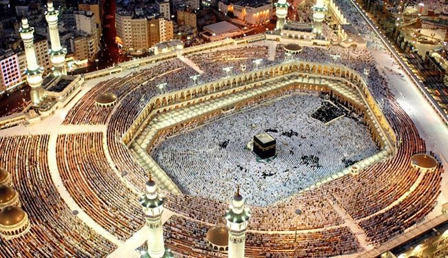 مليونا حاج يواصلون التدفق على مكة المكرمة لاداء مناسك الحج