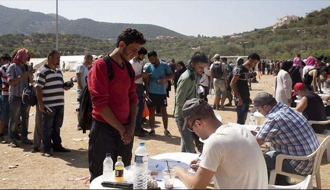 بريطانيا تبرر.. كل 4 لاجئين من أصل 5 ليسوا سوريين!