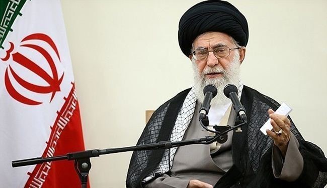 آية الله خامنئي: التساهل أمام العدو لايزيل عداءه لانه يريد استسلامنا