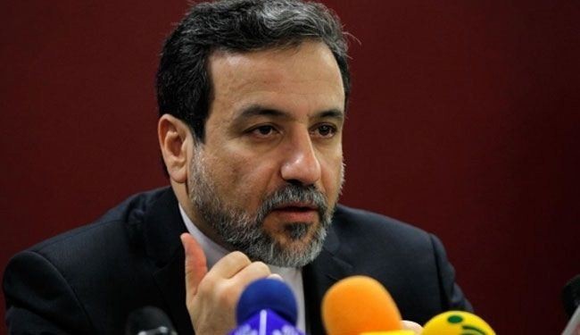 عراقجي یدعو القوی الکبری للعمل بتعهداتها بشان نزع السلاح النووي