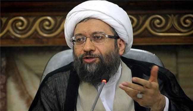 آملي لاريجاني: السعودیون غیر جدیرین بإدارة مناسك الحج