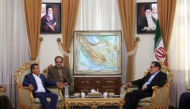 شمخاني: القصف السعودي للمناطق السكنية باليمن هدفه الابادة الجماعية