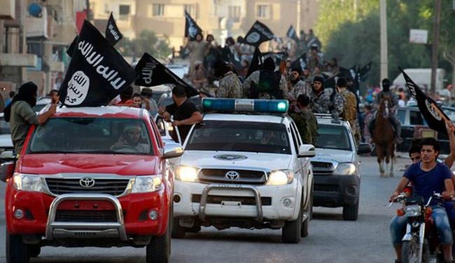 انشقاقات بين صفوف عناصر 