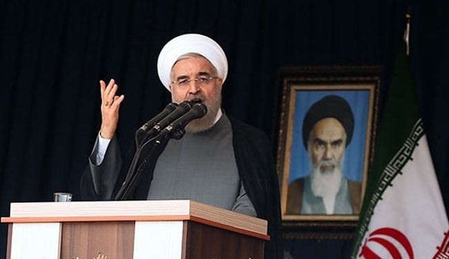 روحاني: اجتياز التحدي النووي دون خضوع للقوى العالمية اختبار الهي