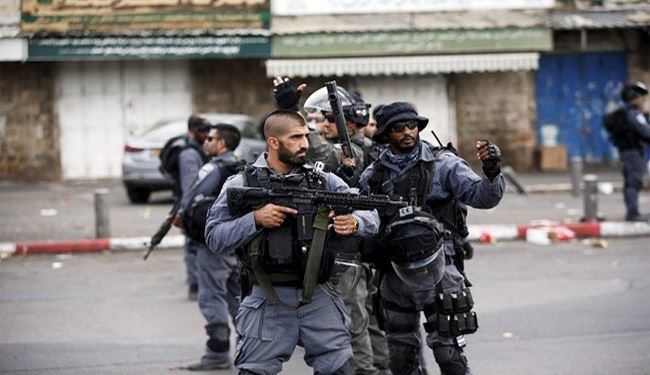 استشهاد فلسطيني طعن جنديا اسرائيليا بالخليل