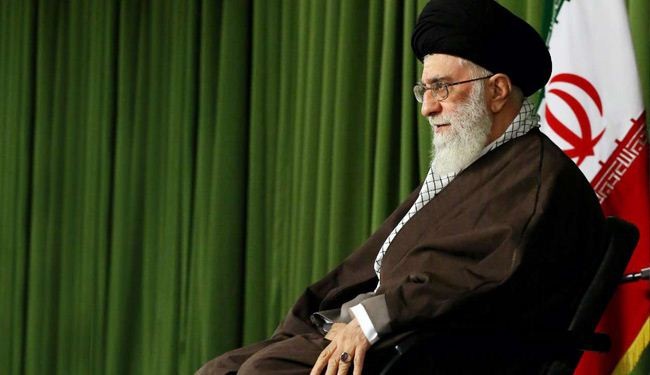 آية الله خامنئي: السياسات الأميركية وراء فوضى المنطقة+صور