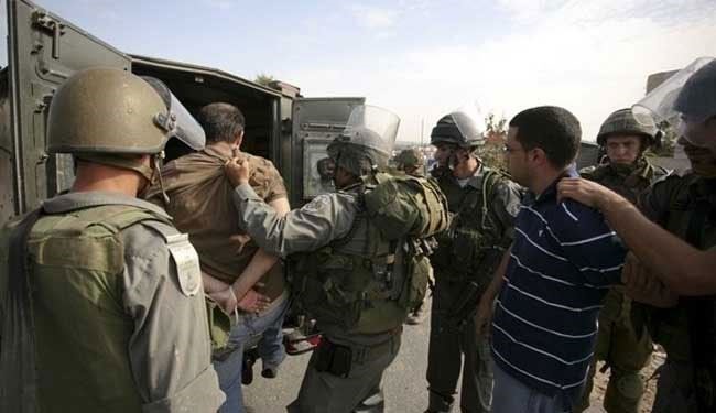 قوات الاحتلال تعتقل ۲۲ فلسطينيا في الضفة الغربية