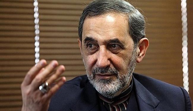 ولايتي: لا حل سياسي في سوريا من دون ايران