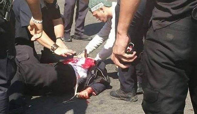 إصابة جندي اسرائيلي بعملية طعن بالقدس واستشهاد المنفذ