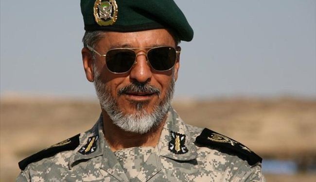 قائد القوة البحرية الايراني يتوجه الى بنغلاديش