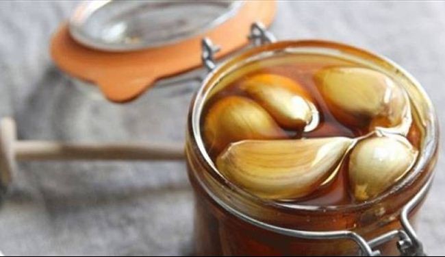 معجزة مشروب الثوم والعسل قبل النوم !!