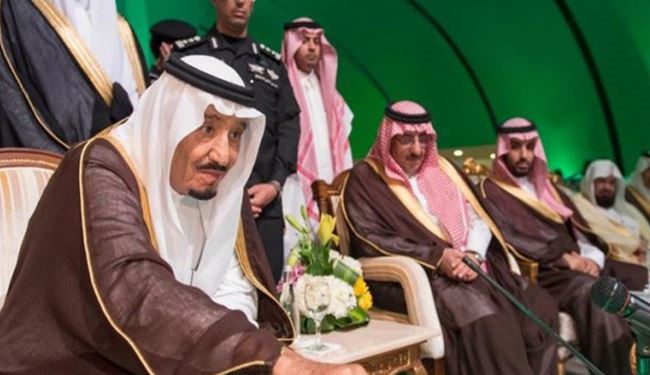عام على حكم سلمان: حرب وعجز.. وصراع أجنحة