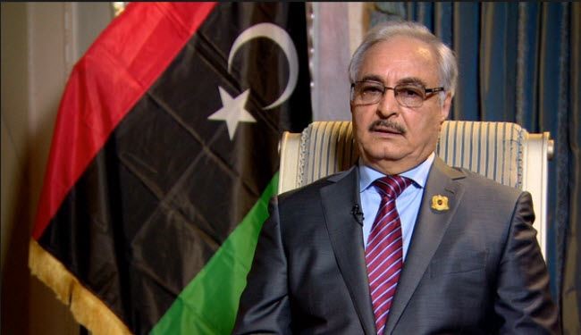 حفتر يصل إلى القاهرة في زيارة مفاجئة