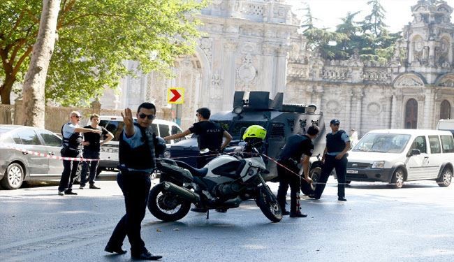 شلیک پلیس به یک انتحاری درچند قدمی کاخ اردوغان