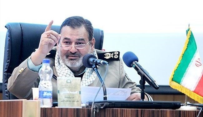اللواء فيروزآبادي: مناورات قواتنا المسلحة تجسد اقتدارها