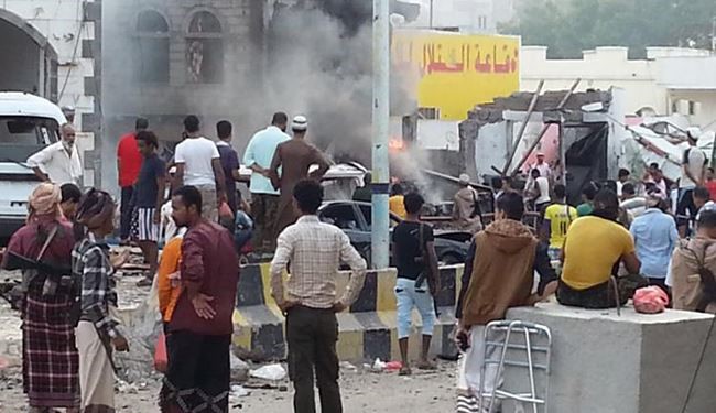 انفجار جديد يضرب عدن وأصابع الاتهام تتجه نحو القاعدة