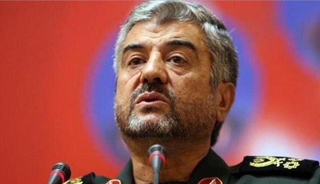 اللواء جعفري يؤكد عقم التهديدات العسكرية ضد ايران