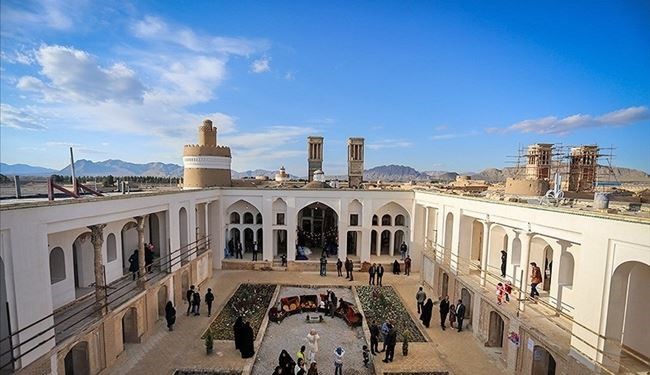 بالصور قلعة نهجير التاريخية في مدينة اصفهان الايرانية
