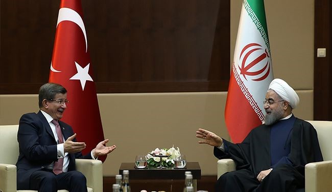 روحاني: تطوير العلاقات بين ايران وتركيا يخدم العالم الاسلامي