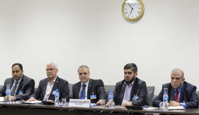 عضو ارشد مخالفان سوری خارج نشین استعفا کرد