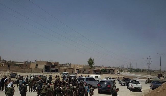 قافلة مساعدات إلى حلب.. وخرق جديد للهدنة بريف إدلب