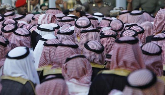 توهین علنی به 