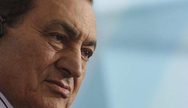 شاهد؛ صور صادمة لحسني مبارك بعد زيادة مفرطة في وزنه