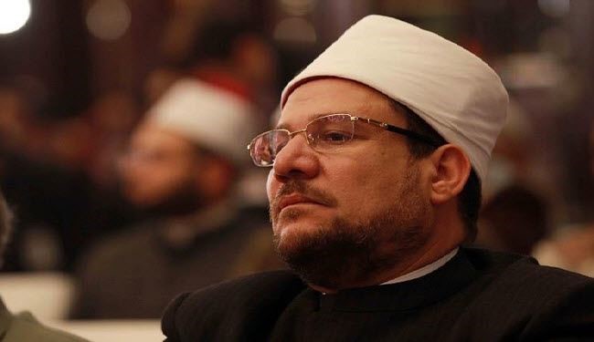 وزير مصري يصف المتظاهرين ضد السيسي بالمرتدين!