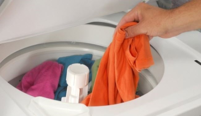الماء البارد أم الساخن.. أيهما أكثر فعالية للتنظيف؟