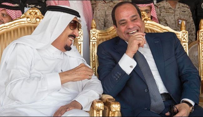 وزير خارجية مصر السابق يثير قضية الجزيرتين بـ