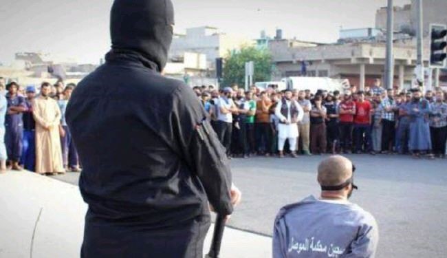 چرا داعش 5 عضو خود را تیرباران کرد؟