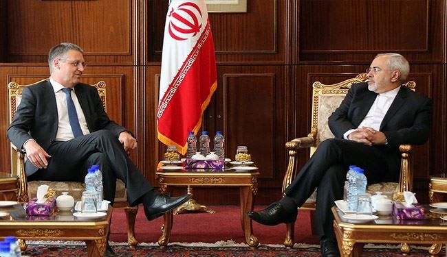 ظريف: المانيا لا تنظر بسلبية الى الحقائق السائدة بالمنطقة