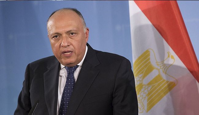 مصر تضع يدها بيد 