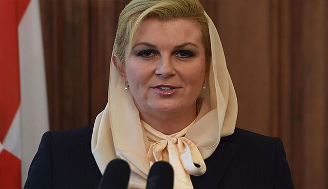 الرئيسة الكرواتية تصل الى طهران على رأس وفد رفيع