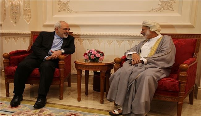ظريف وبن علوي يتبادلان وجهات النظر حول التطورات الاقليمية