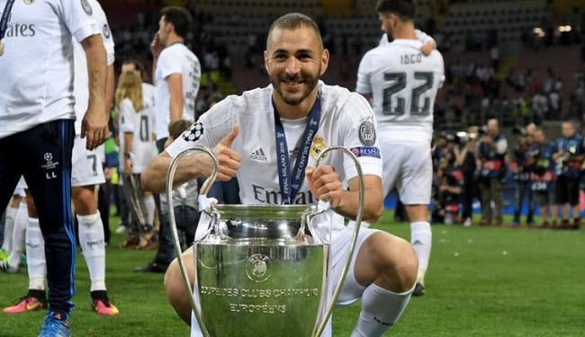 بنزيما يفجر مفاجاة حول استبعاده من يورو 2016.. ماهي؟