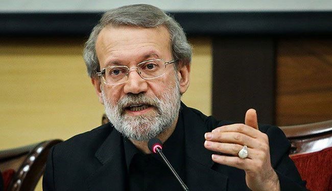 لاريجاني: تزوير الغربيين لوثائق حول الامام الخميني فضيحة سياسية