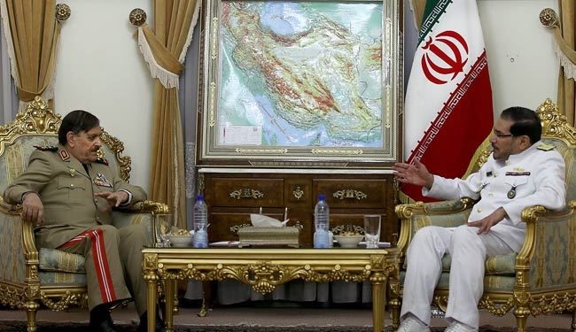 شمخاني: ايران وروسيا وسوريا تعمل على وقف الحرب
