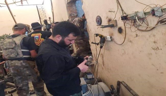 بالصور.. العثور على اكبر معمل تفخيخ وسط الفلوجة