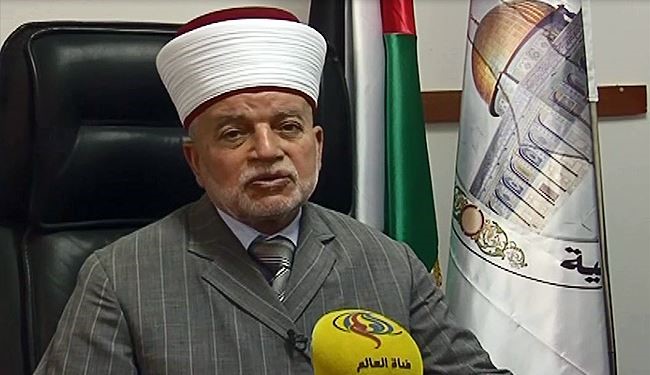 خطيب الأقصى يدعو للحفاظ على المقدسات والحقوق المشروعة