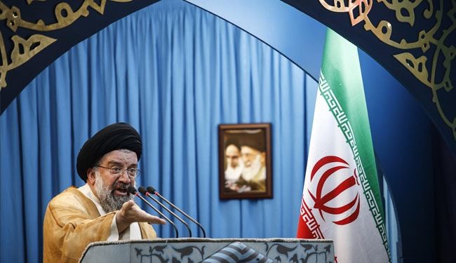 آیة الله خاتمي: الصوت الذی یرتفع نیابة عن ترامب ونتنیاهو لا یمثل صوت الشعب