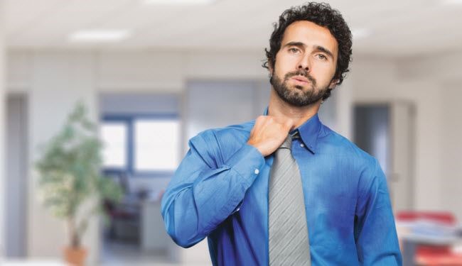 تعلموا صناعة مزيل العرق بمواد بسيطة وموجودة بكل منزل !