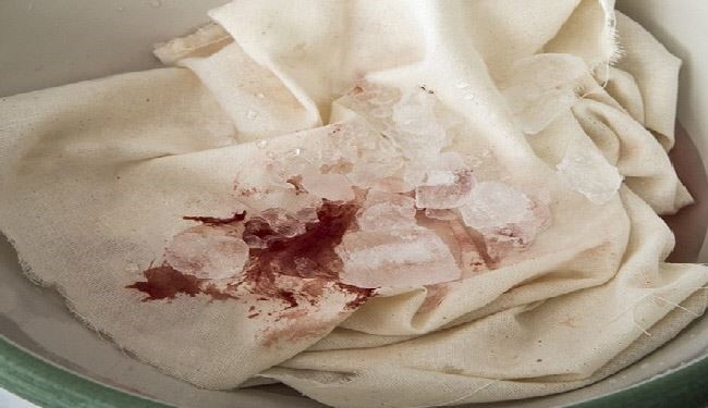 بالصور.. 6 بقع صعبة وحلول إزالتها منزليا