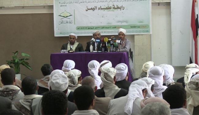علماء اليمن تدعو المجتمع الدولي لتحمل مسؤولياته تجاه مجازر العدوان