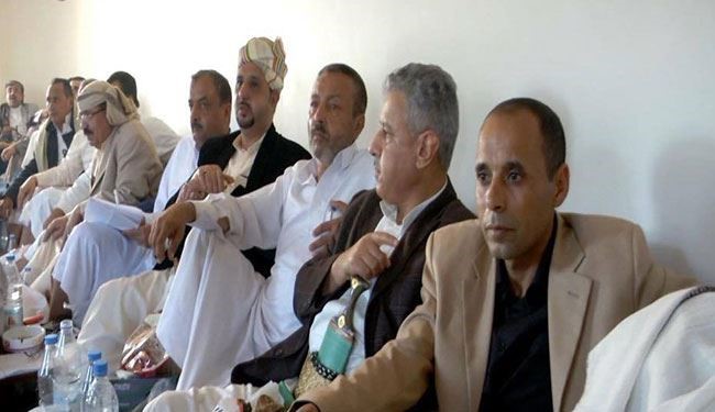 لقاء موسع بين وجهاء وابناء تعز لادانة جريمة العدوان في الصراري