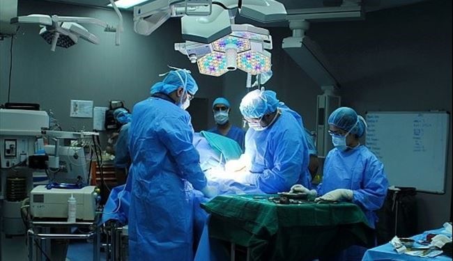 ذكاء طفل في الرابعة ينقذ والدته من الموت