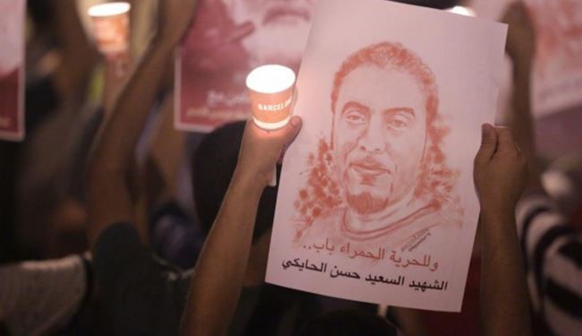 بالصور.. مسيرة شموع حاشدة تأبينا للشهيد الحايكي