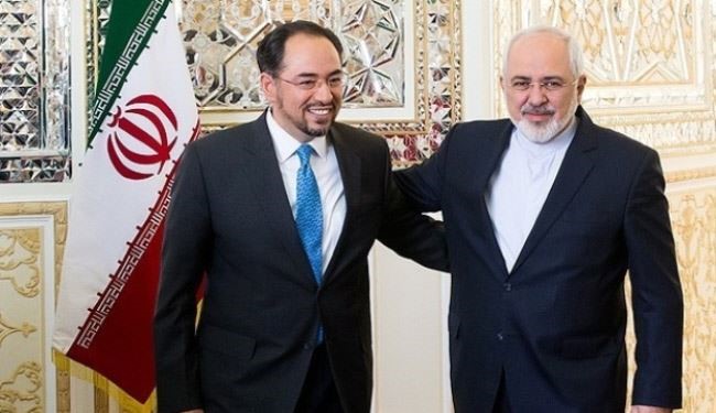 ظریف: ینبغي مکافحة جمیع الجماعات المتطرفة والتکفیریة