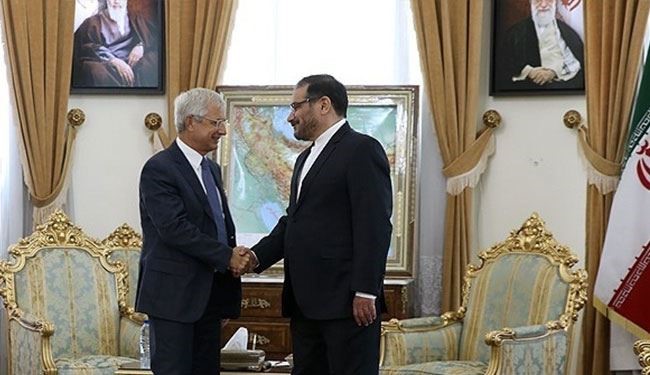 شمخاني: بعض الجهات الغربية تسعى لتكريس الازمات بالمنطقة