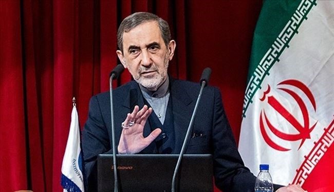ولايتي: النظام السعودي سيندم على ما فعله في كارثة منى